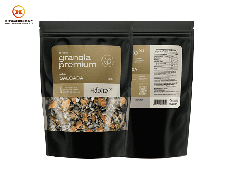 Self-supporting zippered pocket